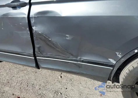 2020 Volkswagen Tiguan 2.0T Se/2.0T Se R-Line Black/2.0T Sel from USA, damaged, VIN 3VV3B7AX8LM056668